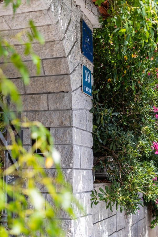 Apartments With Wifi Rijeka - 7825 外观 照片
